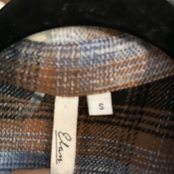 Elan | Riley Plaid Shacket - Picture 4 of 4